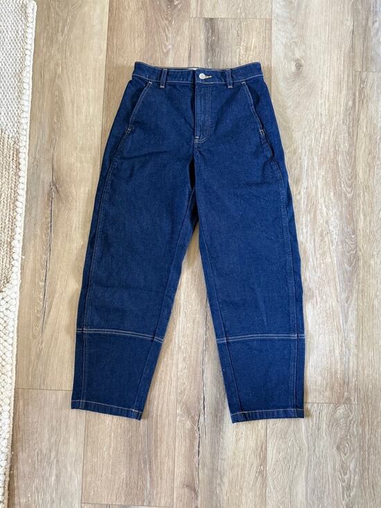 Everlane Denim - everlane the utility barrel jean women size 26 regular length dark blue denim